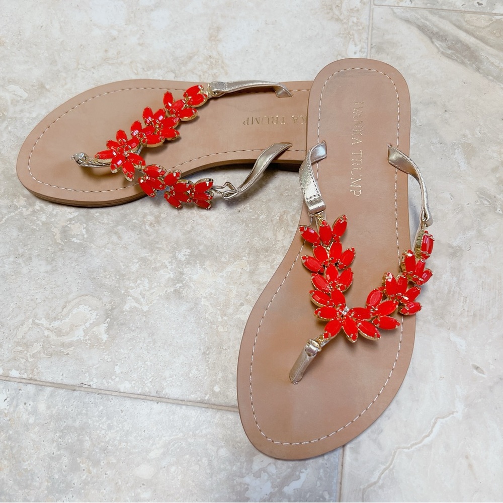 Beautiful Ivanka Trump Jewel Slip-On Sandals in size 6.5 🩴